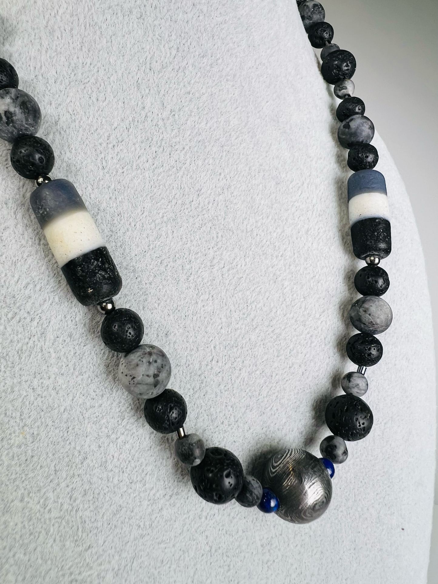 Obsidian Crest