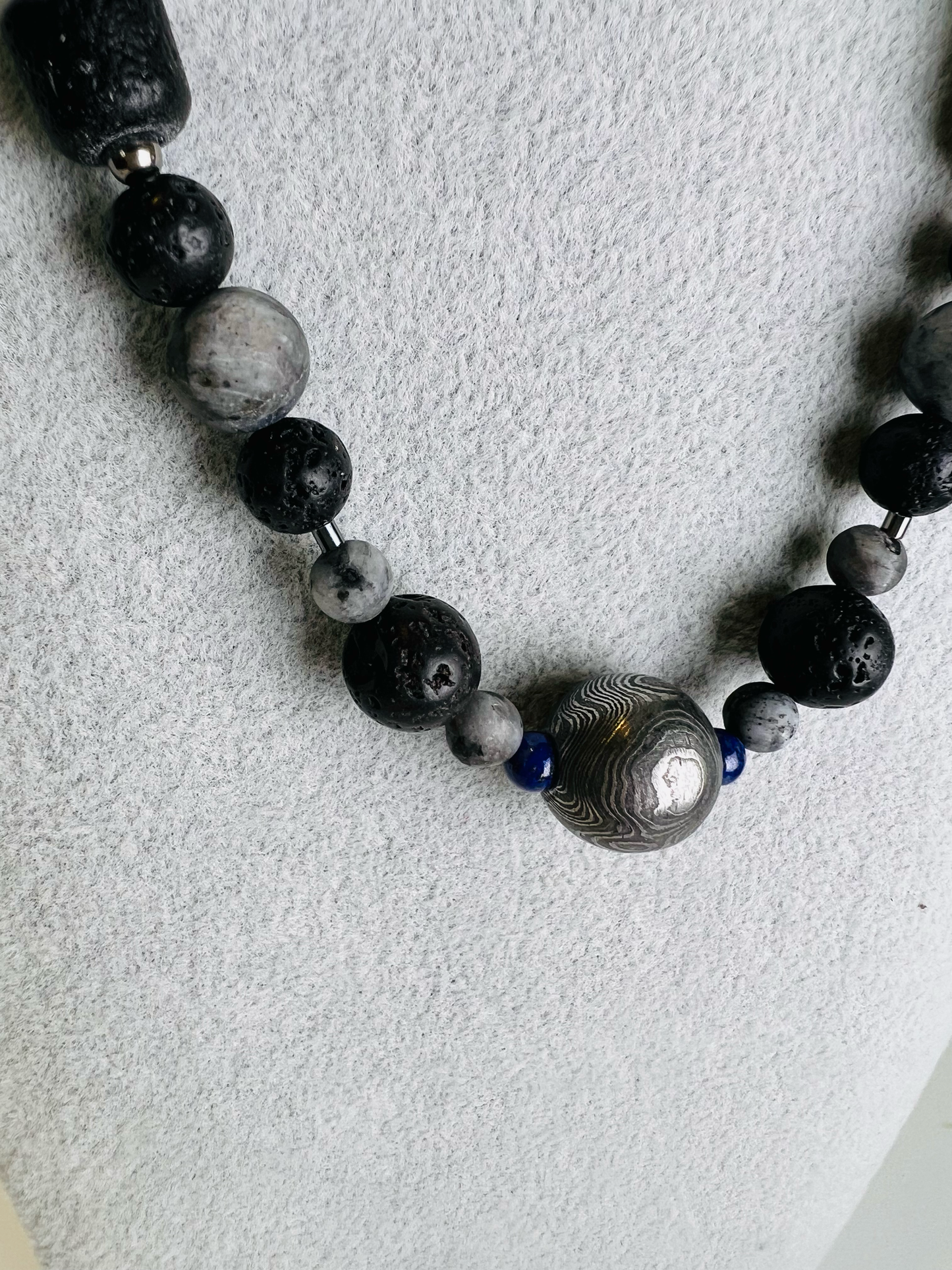 Obsidian Crest