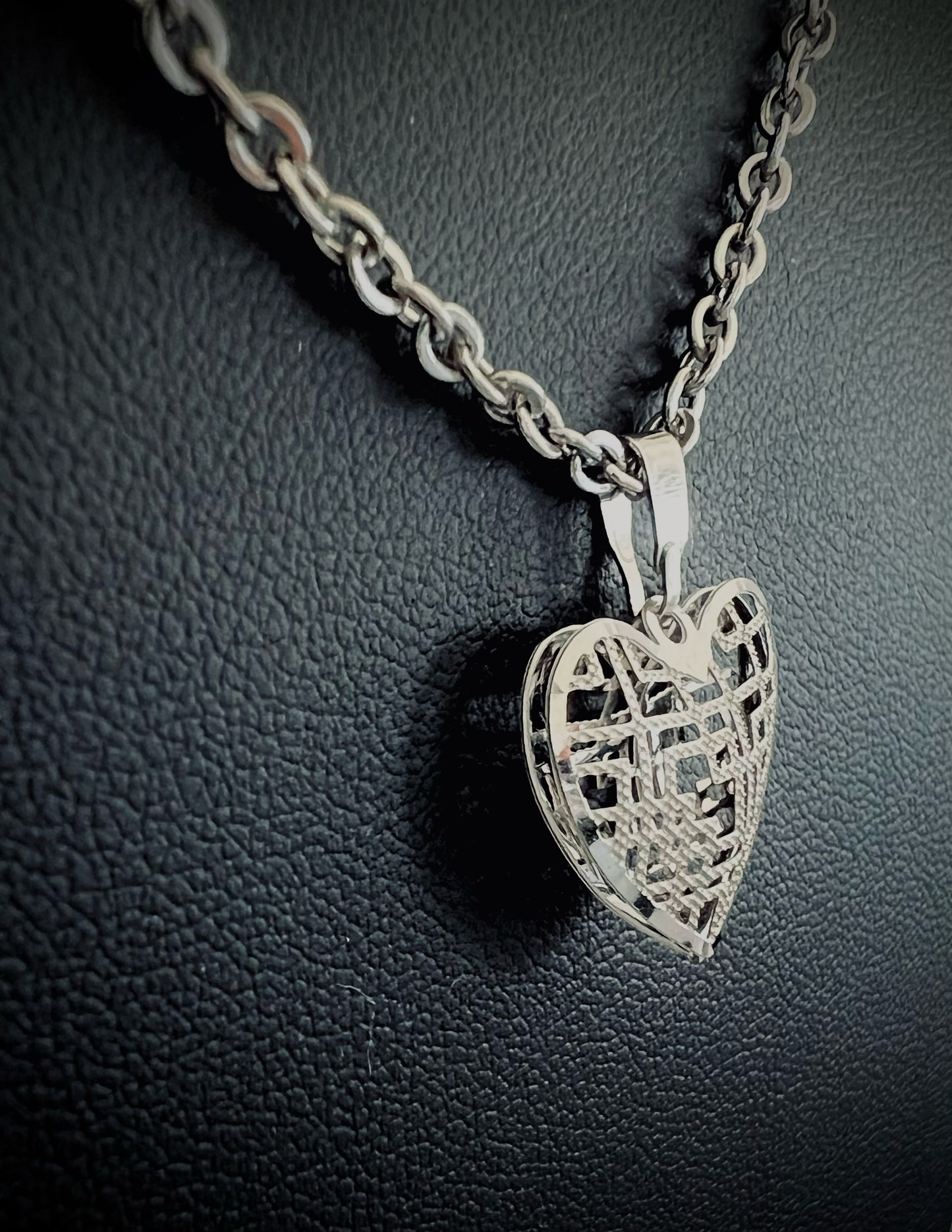 Open Amour