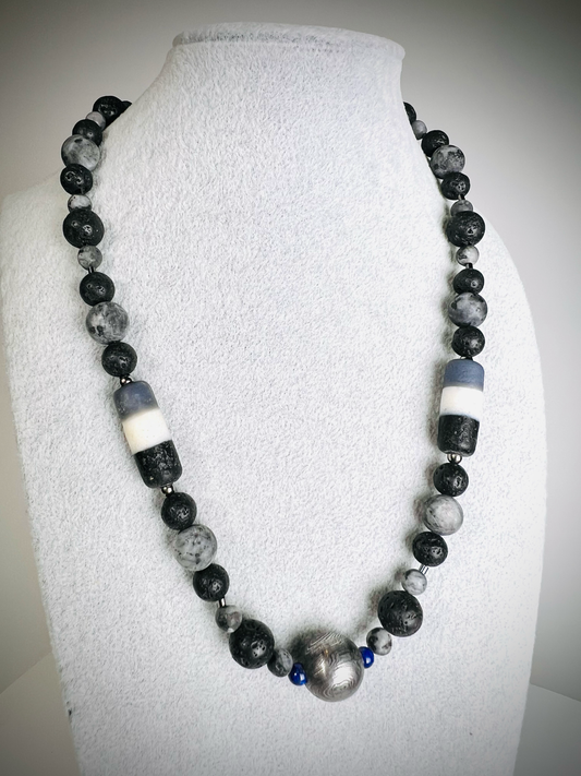 Obsidian Crest