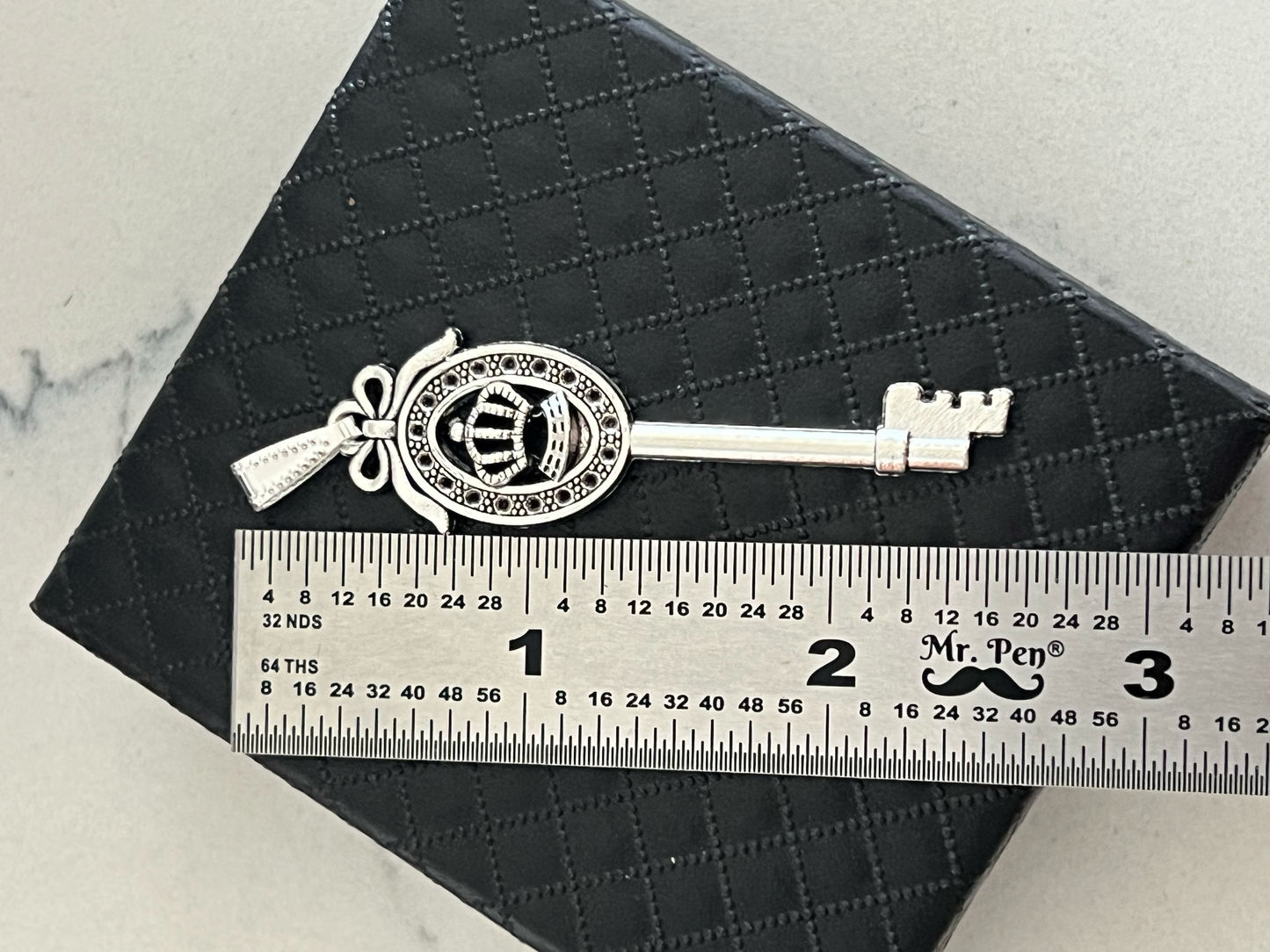 Crowned Curious - Bronze